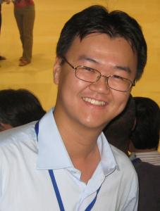 Dr Dominic Ng