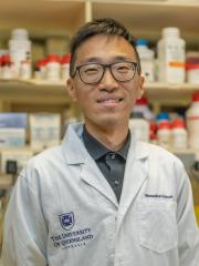 Weizhi Xu
