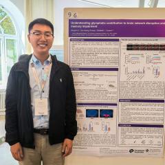 Zengmin presenting his poster